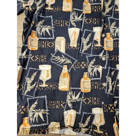 Batik Bay Hawaiian Shirt Beer Button Up Size L - Picture 3 of 8